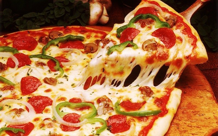 Pembuatan Resep Pizza Topping Daging Sapi Dicincang